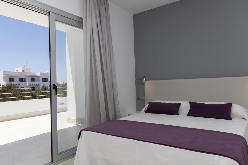 Apartamentos Proa - Emar Hotels Only Adults Es Pujols Kamer foto