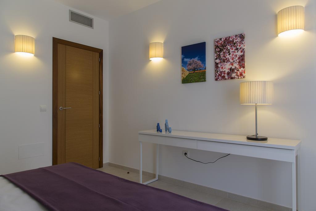 Apartamentos Proa - Emar Hotels Only Adults Es Pujols Buitenkant foto